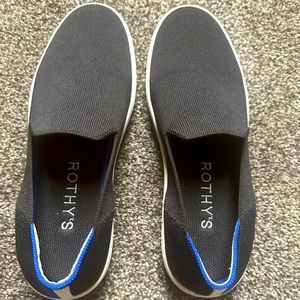 Rothy's Original Slip On Sneaker Size 8.5 black